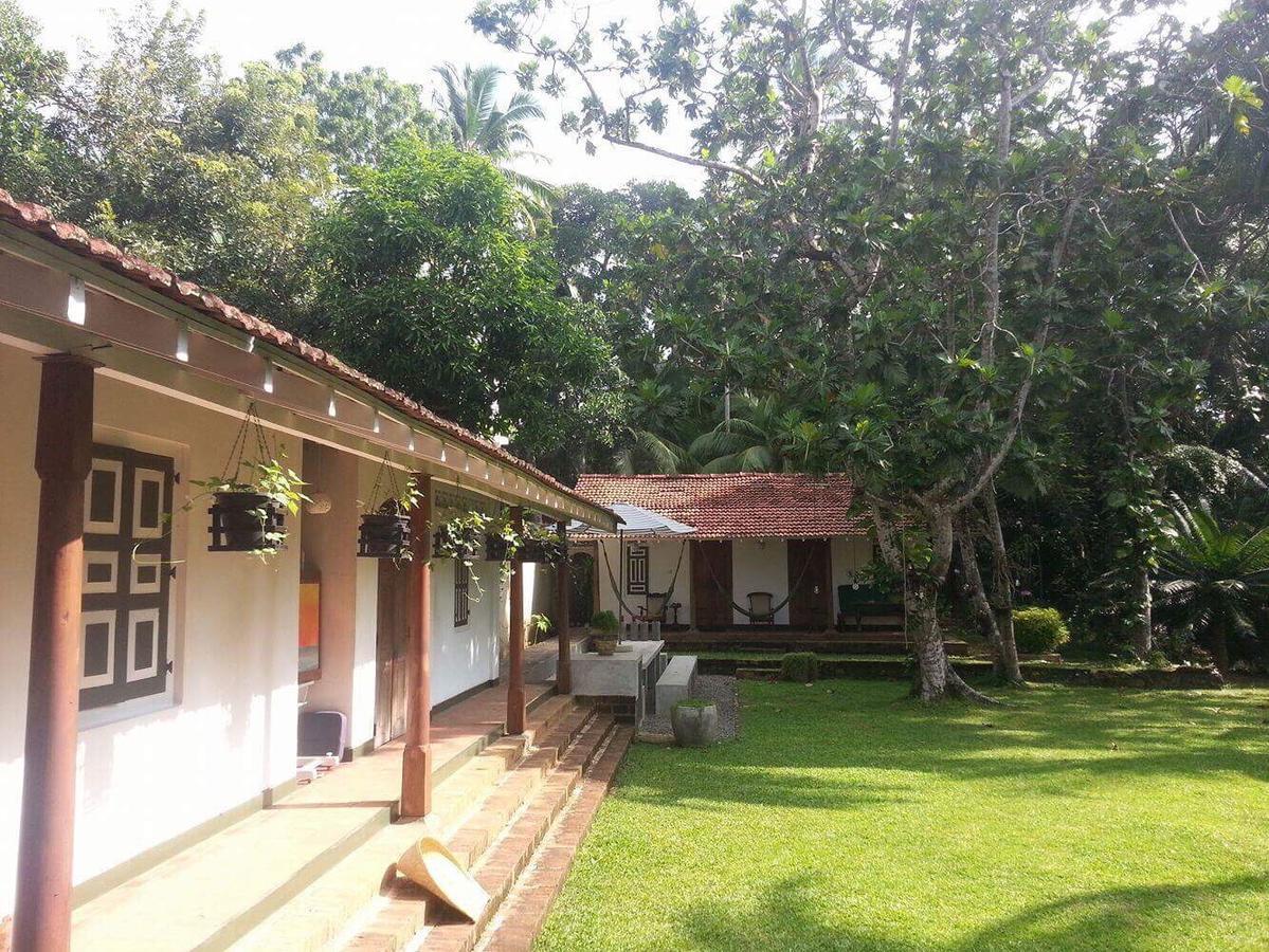 Walahanduwa Templeberg Bed & Breakfast エクステリア 写真