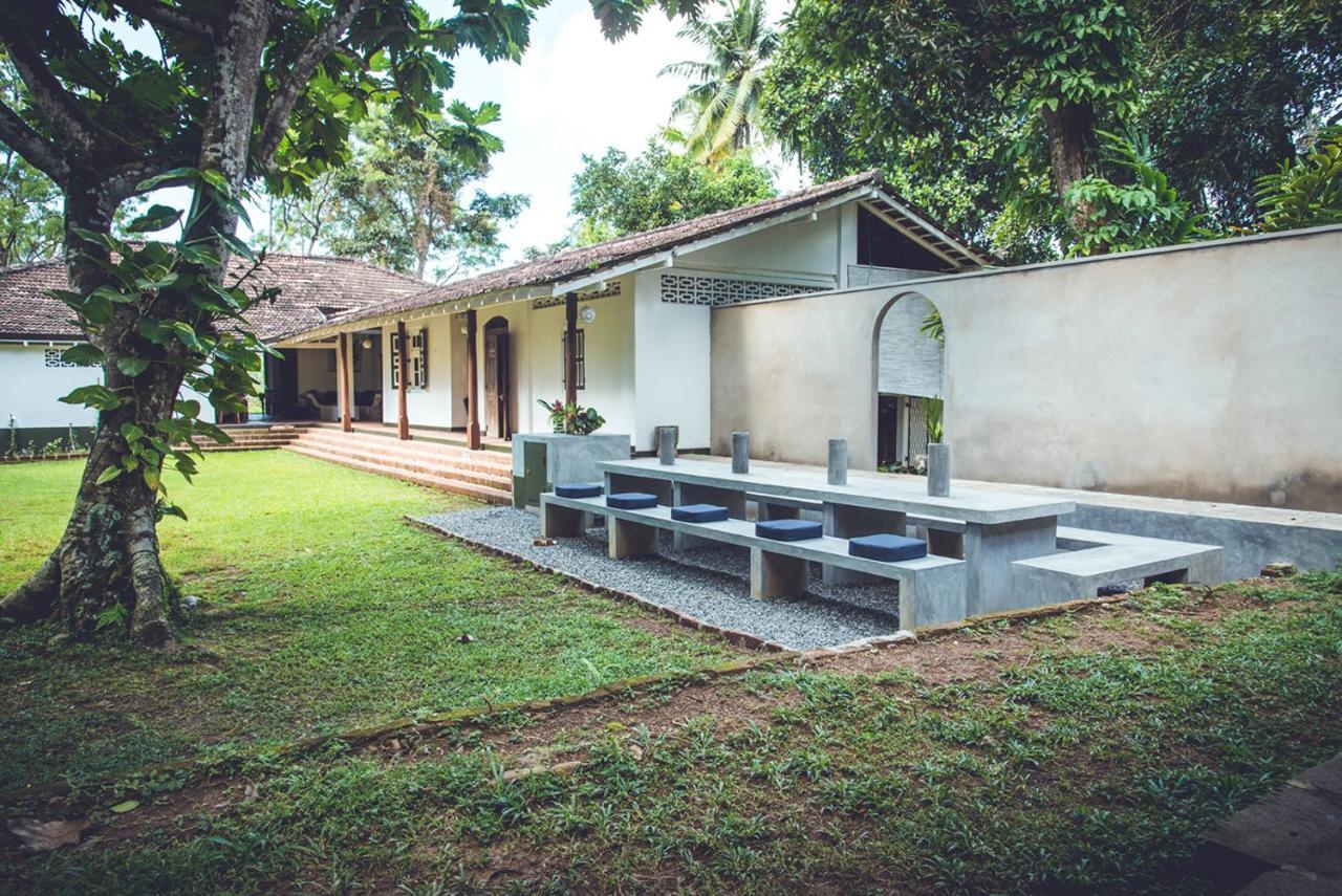 Walahanduwa Templeberg Bed & Breakfast エクステリア 写真